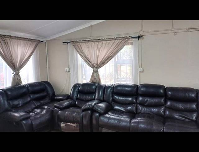 3 BEDROOM HOUSE FOR SALE IN NORTHDALE